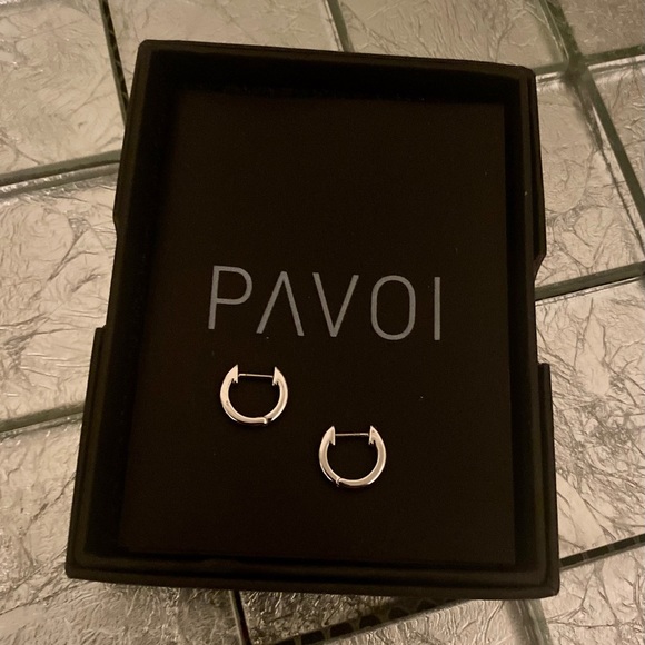 Jewelry - NEW!!!💫PAVOL 14k gold plated hoop earrings